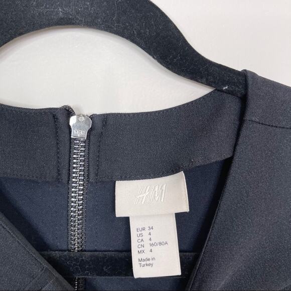 H&M Size 4 Black Structured Peplum Sheath Dress Sleeveless Zip Back Cocktail - Picture 5 of 6